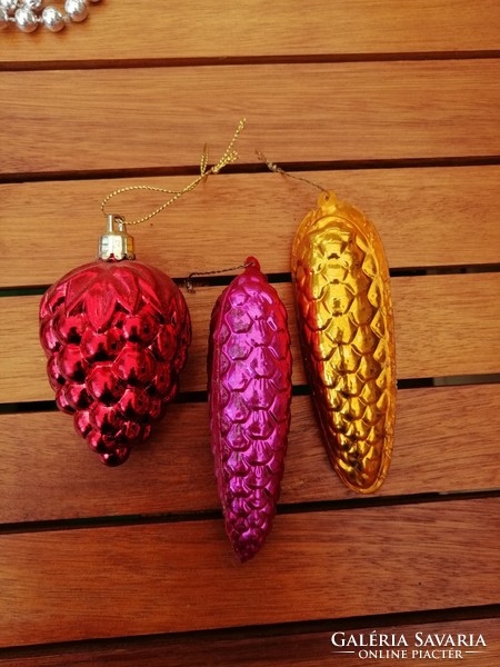 3 pcs plastic Christmas tree decoration vine, cone, retro