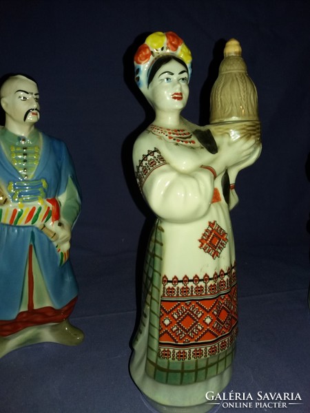 Régi DULEVO porcelán figurális vodka butéliák kozákok 4 db figura egyben hibátlan gyűjtői csemege