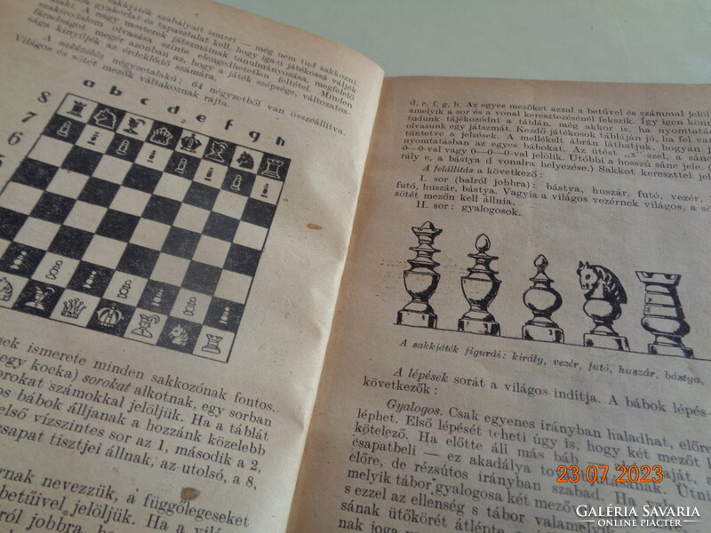 Révész Zs.  Száz játék  felnőtteknek  .    A sakktól a tekéig részletesen  !!