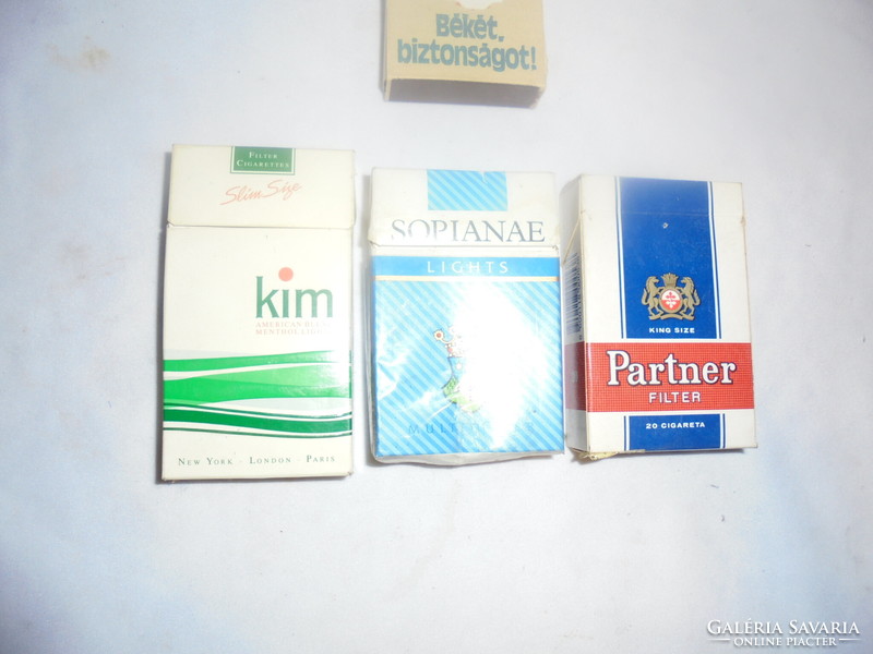 Three cigarettes, cigarette paper, bag, box, packaging together - sopianae, partner, kim