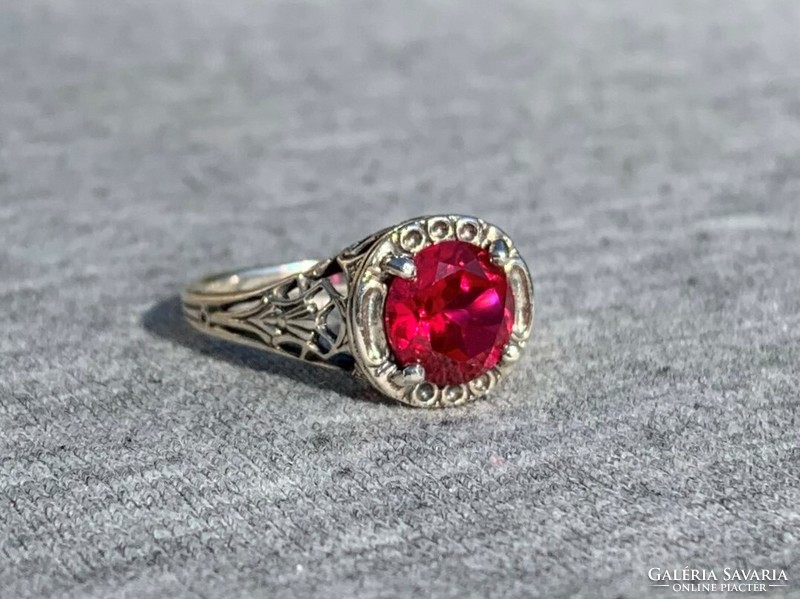 Women's silver ring with ruby stone