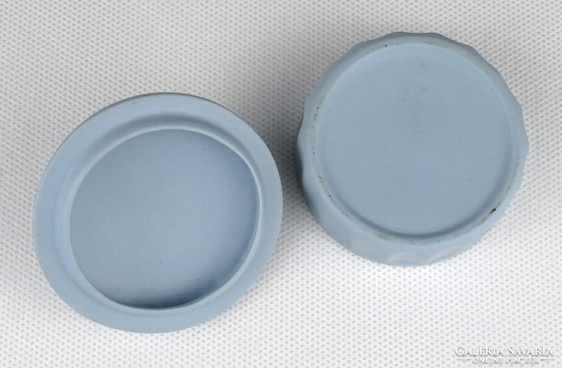 1O144 old blue biscuit porcelain bonbonier