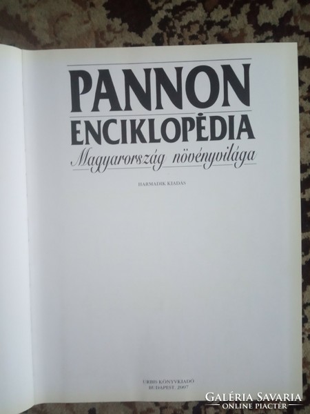 Könyv : Pannon Enciklopédia ! Magyarország növényvilága !