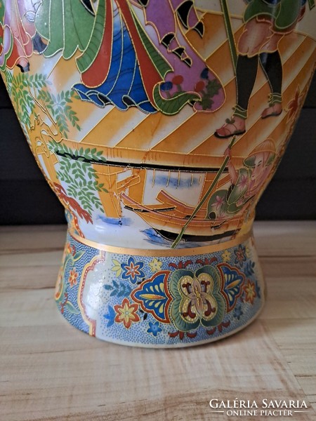 59 cm flawless, huge Chinese porcelain vase, floor vase.