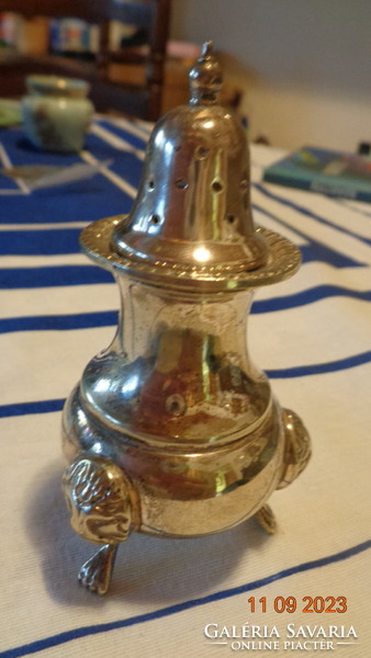 Spice dispenser, marked, English quality, elegant piece