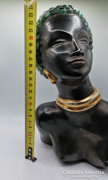 Izsépy ceramic negro woman bust