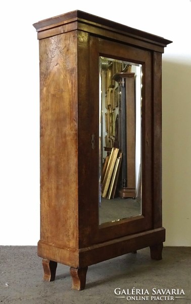1K723 Antik polcos tükrös Biedermeier ruhásszekrény 189 cm