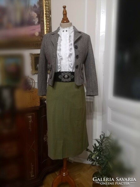 Oktoberfest 40s tweed wool skirt, handmade, without tag