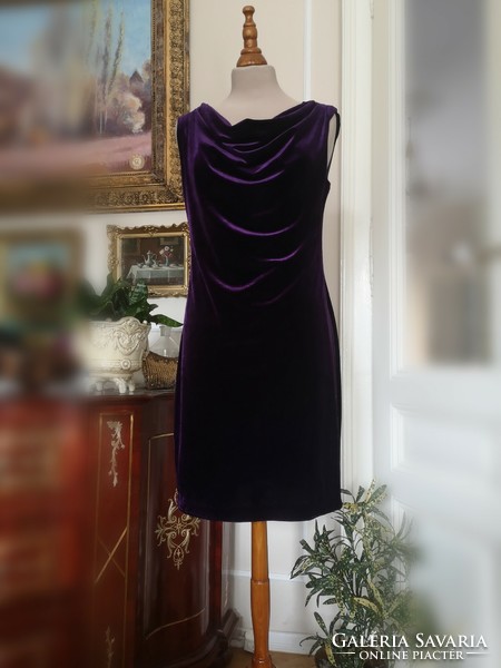 Ronni nicole size 38-40 exclusive French velvet bishop purple casual dress, wedding dress, cocktail dress