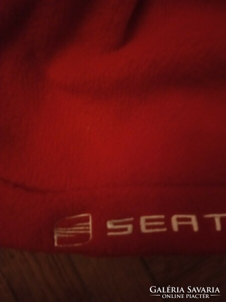 Red polar seat hat / scarf