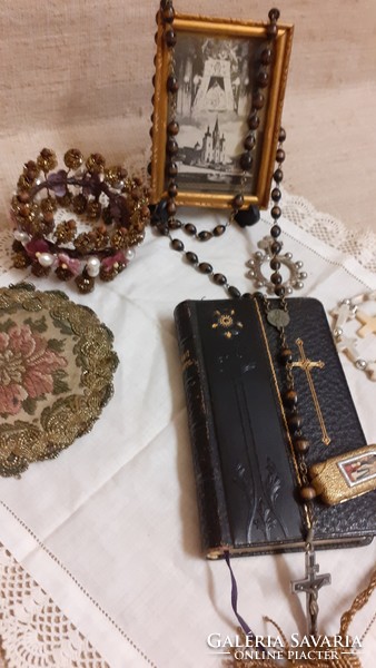 Old German priest's bequest gold-edged prayer book from 1985 with the objects shown in the picture