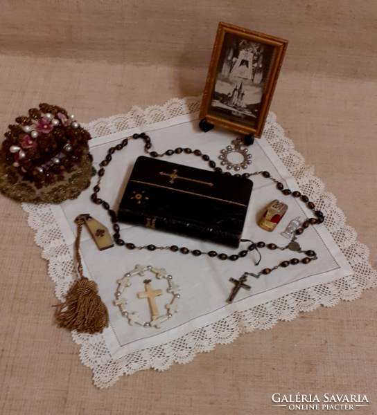 Old German priest's bequest gold-edged prayer book from 1985 with the objects shown in the picture