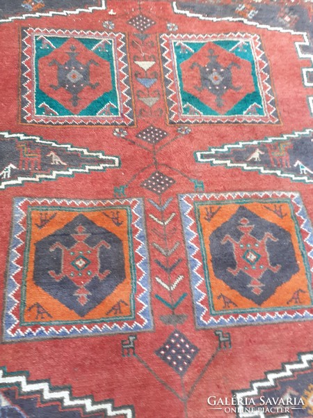Kézi csomózású Iráni szőnyeg