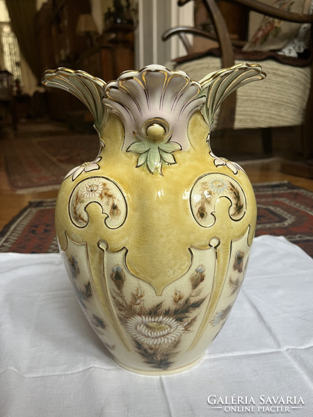 Old zsolnay beige vase
