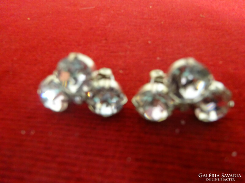 White stone earrings from the 70s, height 2.4 cm. Jokai.