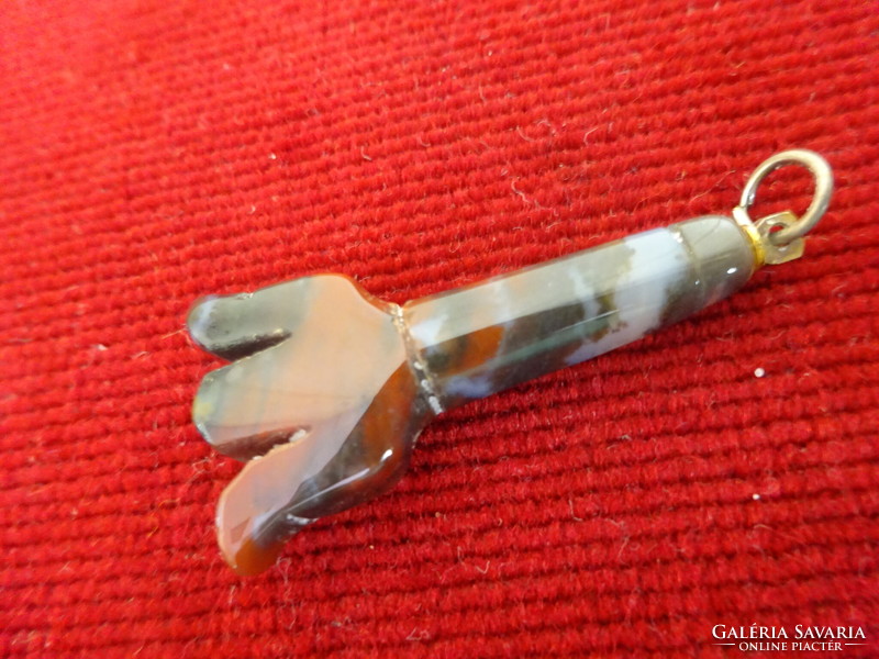 Shiny pendant from the 70s, length 4 cm. Jokai.