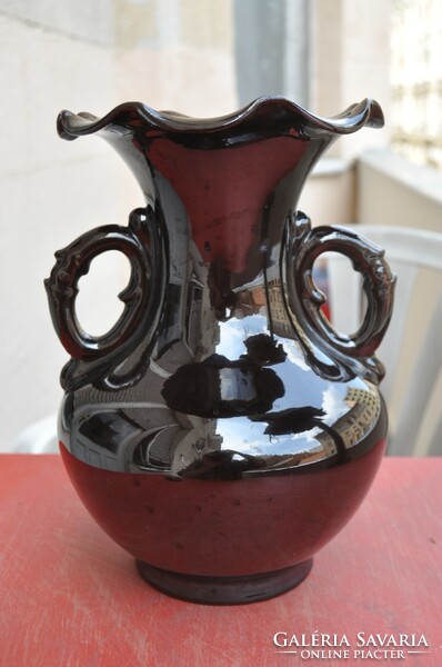 Badár art deco ear vase. – Beautiful, showcase condition.