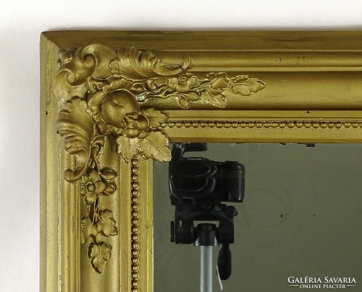 1O307 antique gilded framed mirror 90.5 X 62 cm