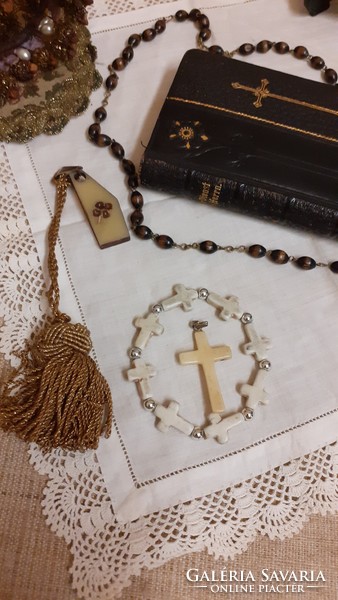 Old German priest's bequest gold-edged prayer book from 1985 with the objects shown in the picture