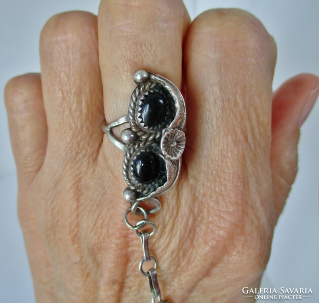 Beautiful old ring silver bracelet with ruby turquoise and onyx stones