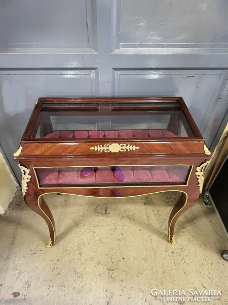 French jewelry table with an openable glass section