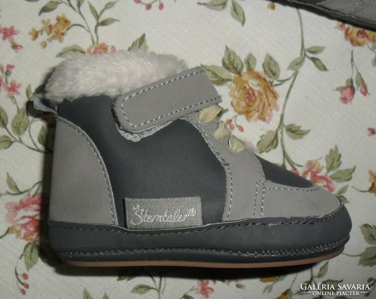 Sterntaler gray starry baby boots/baby shoes with fur. 15 / 16 -Os.