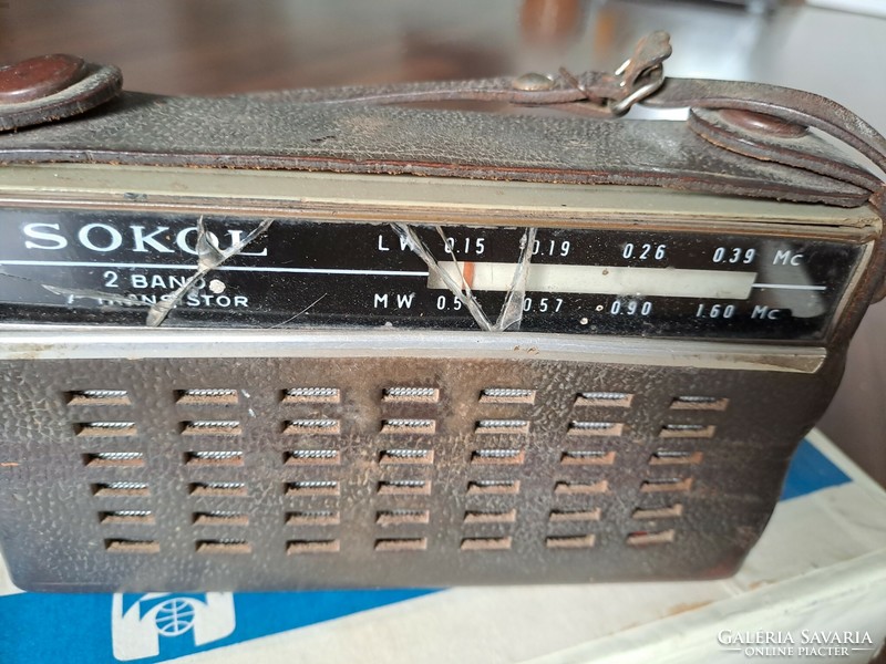 Sokol rádió dobozában