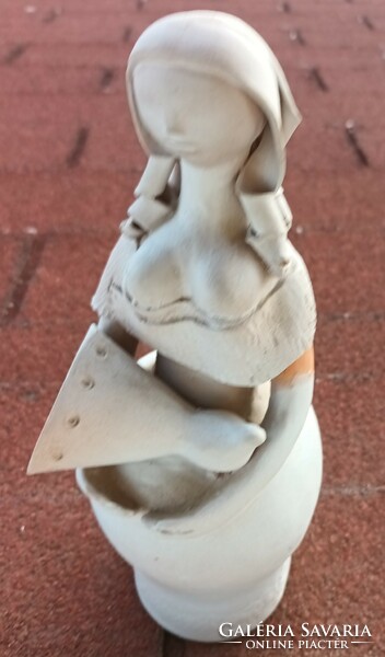 Ceramic sculpture of Bolbáné Seles Magda