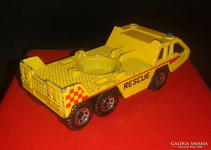 Matchbox 1985 rescue transporter vehicle macau