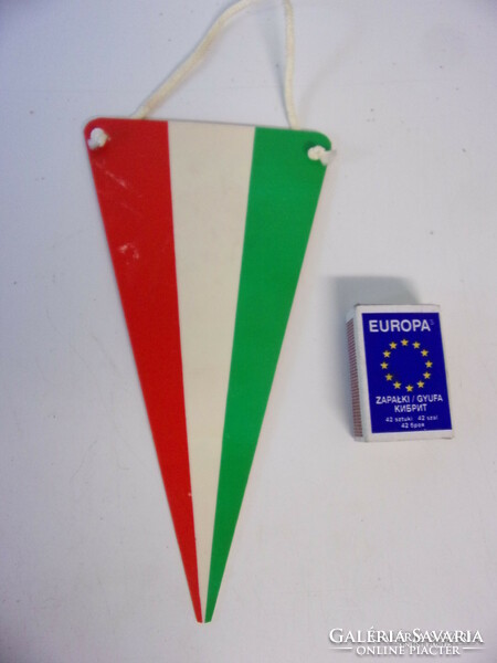 M.H.Sz.-es 40-es évfordulós asztali zászló(műanyag)