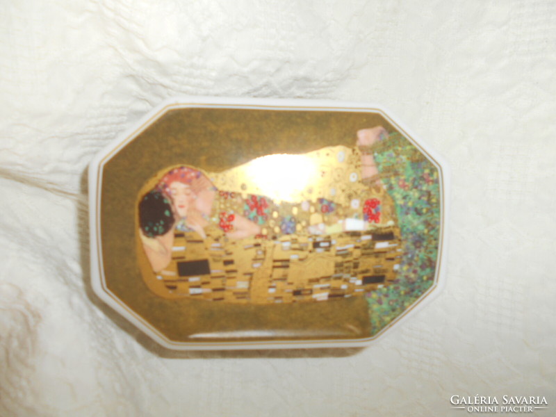Box 13 cm x 8 cm based on Hummel-Goebel's art nouveau painting by Gustav Klimt