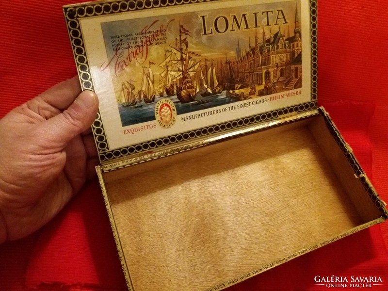 Old lomita wooden cigar box suitable for storing 25 cigars according to the pictures