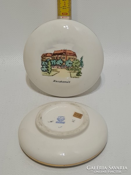 Aquincumi "Kecskemét" látképes porcelán bonbonier (2771)