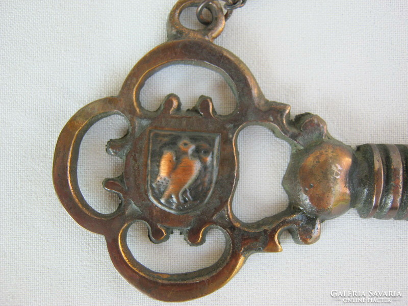Réz vagy bronz fali dísz kulcs alakú fali kulcstartó
