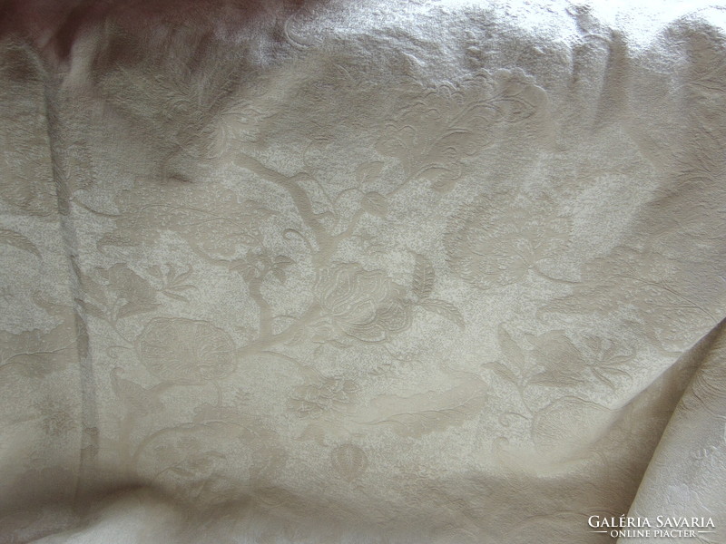 Beautiful brocade duvet cover