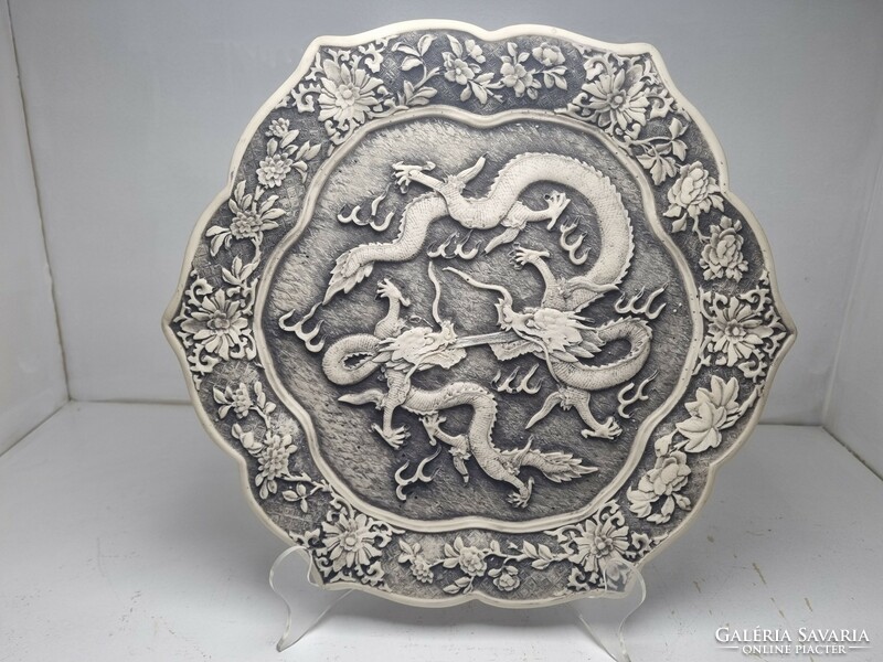 Richly decorated porcelain effect resin plate with Chinese dragon - 51607