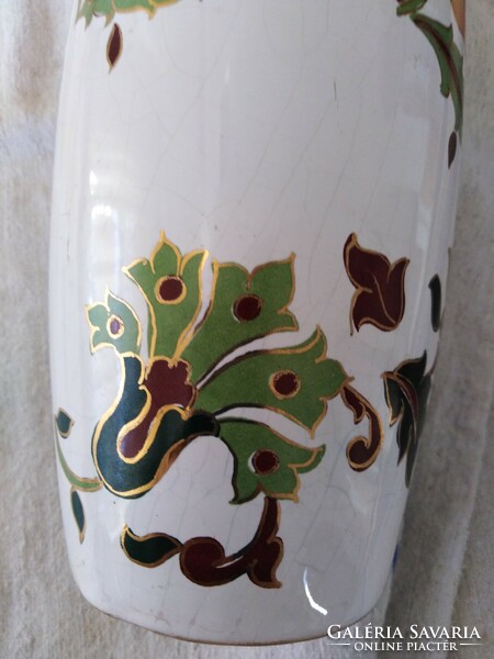 Kerámia váza - aranyló kontúrral
