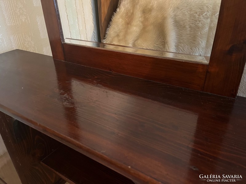 Dressing table with mirror