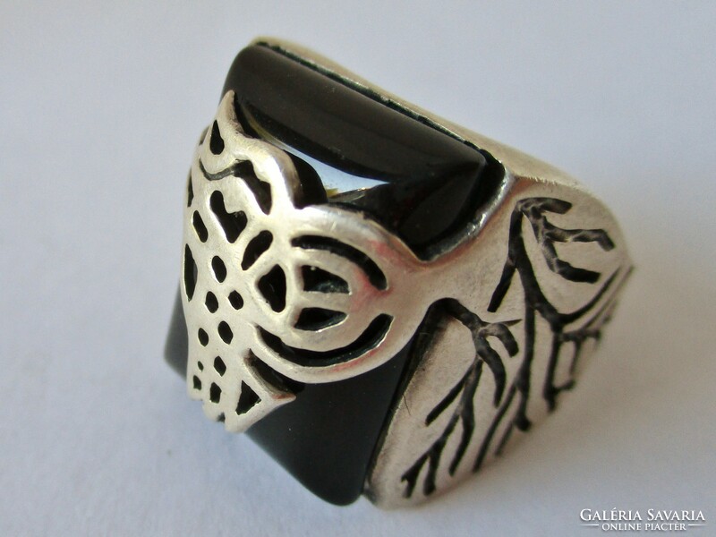 Nice old handmade men's silver ring with onyx stone