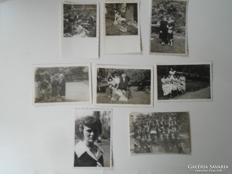 S0701.7  Svetits Leánygimnázium   növendékei Debrecen 1959k  8 db  kisméretű fotó