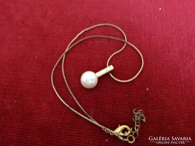 Gold-plated necklace, the pendant is a pearl studded with stones, length 46 cm. Jokai.