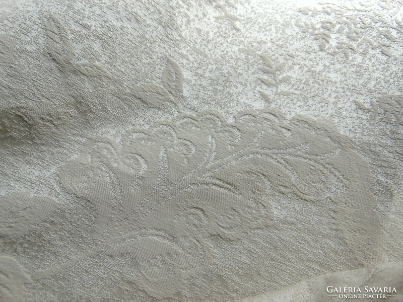 Beautiful brocade duvet cover