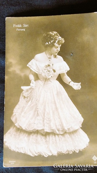 Approx. 1916 Carnival veils sari sash prima donna actress heartthrob photo sheet strelisky photo