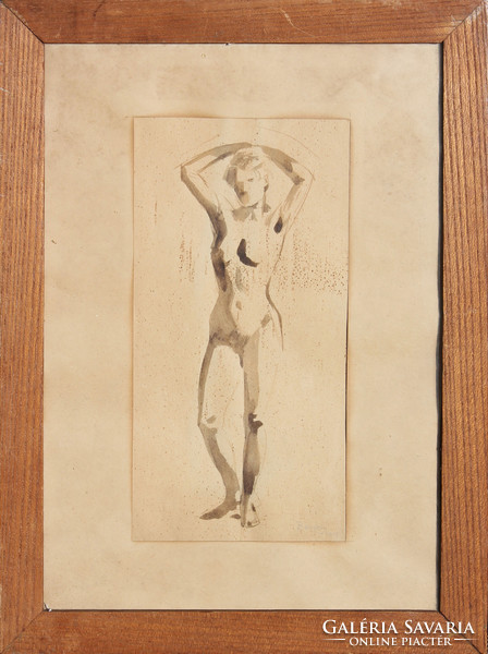 Berky: standing nude