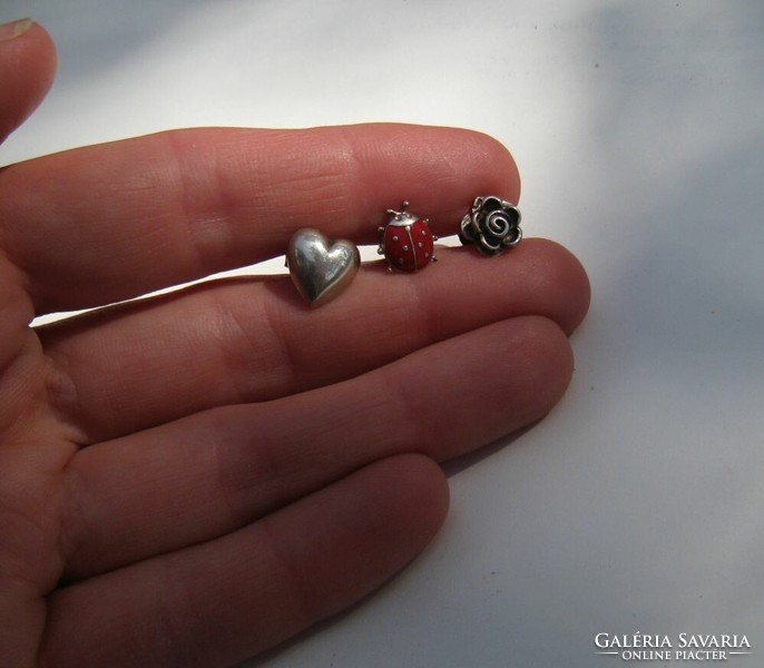 Three pieces of vintage silver earrings