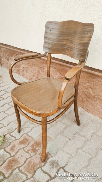 Eredeti, jelzett, antik Thonet-Mundus karfás íróasztal szék stabil, szép állapotban