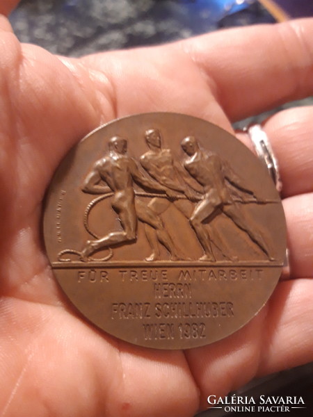 Kiváló dolgozó bronz emlékérem - Bécs városáért 1982 * Kereskedelmi Kamara