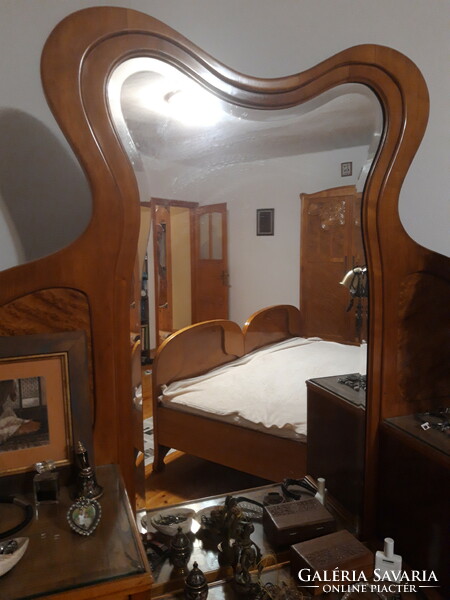 Art Nouveau bedroom set