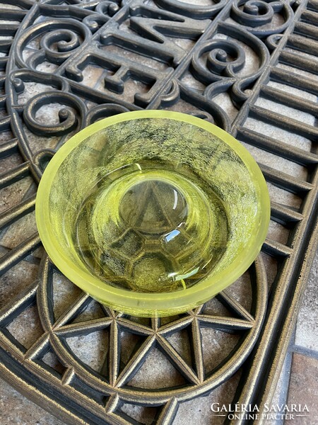 Ritkább sárga citromsárga  repesztett Fátyolüveg fátyol karcagi berekfürdői üveg hamutartó hamus
