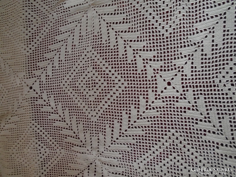 New, huge, crocheted cotton bedspread. 255 X 215 cm.